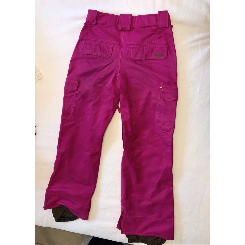 Snowboard Pants - Picture 2 of 4